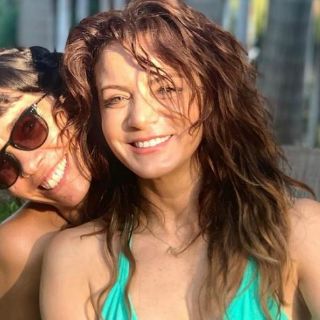 "Es mi amiga, no mi novia", aclara Silvia Navarro sobre foto