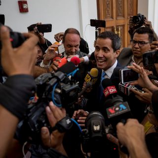 El Parlamento venezolano ratifica a Guaidó como presidente encargado