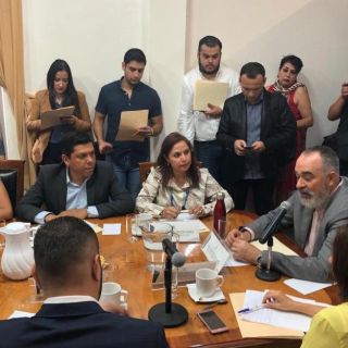 Diputados acuerdan mantener "bono" de retiro para magistrados