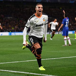 Valencia gana 1-0 en el campo del Chelsea