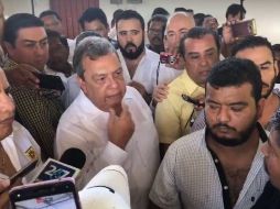 Además del exgobernador, en la reunión estuvieron el exprocurador estatal, Iñaki Blanco; el exsecretario de Gobierno, Jesús Martínez; y el extitular de Seguridad Pública del Estado, Leonardo Vázquez. TWITTER/A_Encinas_R