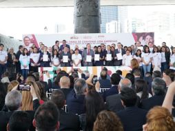 Trabajar para funcionarios contraviene la legalidad e imparcialidad del proyecto. ESPECIAL/STPS