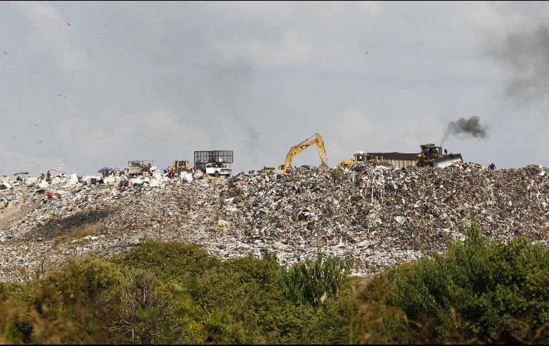 El gobierno de Jalisco también comunicó que paulatinamente la basura se trasladará a Picachos en Zapopan. EL INFORMADOR / A. Camacho
