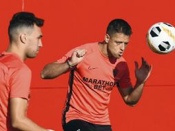 El delantero tapatío ya conoce esta competencia bajo las camisetas de Manchester United y Bayer Leverkusen. @SEVILLAFC