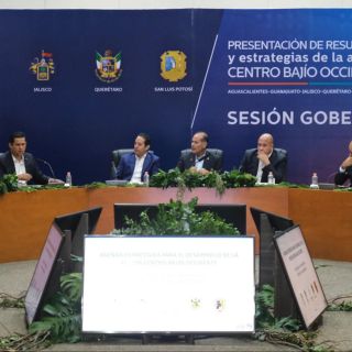 Gobernadores arman bloque por más presupuesto