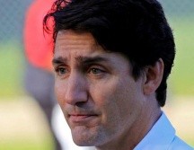 El primer ministro de Canadá se vio obligado a pedir disculpas en público tras la publicación de una foto de su juventud que él mismo consideró 