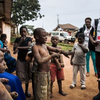 "Nos enfrentamos a la amenaza muy real de una pandemia fulminante": la dura advertencia de la OMS sobre el riesgo de una emergencia sanitaria
