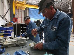 En julio de este año, las horas trabajadas en las industrias manufactureras registraron un alza de 0.7 por ciento. EL INFORMADOR/ARCHIVO