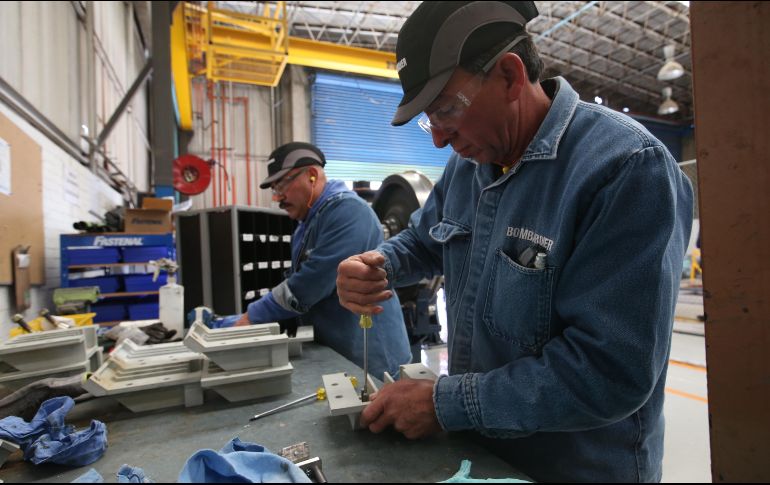 En julio de este año, las horas trabajadas en las industrias manufactureras registraron un alza de 0.7 por ciento. EL INFORMADOR/ARCHIVO