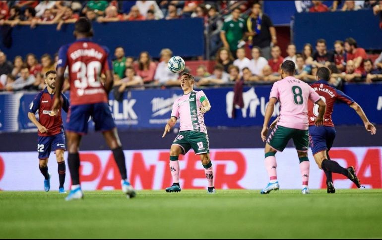 Andrés Guardado jugó durante 77 minutos ante Osasuna. TWITTER / @RealBetis