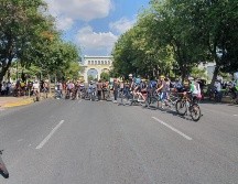 Los participantes invitan a la ciudadanía a usar más la bicicleta para reducir las emisiones contaminantes. EL INFORMADOR/Y. Mora
