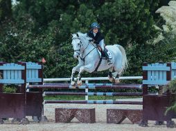 Mijael Ganon, a lomos de “Shine A Light”, realizó su recorrido sin penalizaciones y 63.99 segundos. EL INFORMADOR/G. Gallo