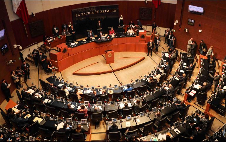 Morena presentará la solicitud de acuerdo con el artículo 76 constitucional, que habla la remoción de poderes. SUN/ARCHIVO