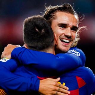 Un Barcelona deprimido rescata la victoria en el Camp Nou