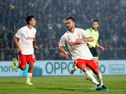 Miralem Pjanic dio el gol del triunfo a la Juventus. EFE / S. Venezia