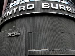 Los mercados presentaron movimientos negativos por los débiles datos económicos en Europa y el anuncio del proceso de destitución contra Trump anunciado por los demócratas. NTX/ARCHIVO