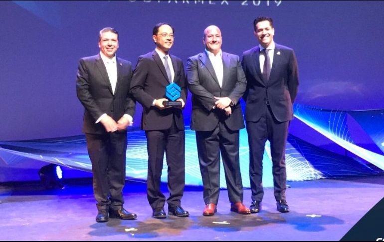 En esta ceremonia también se entregó el Premio Empresario Consolidado 2019 a Carlos Kido Ishikawa Katagari, presidente de Grupo Toyo. TWITTER / @ComCoparmex