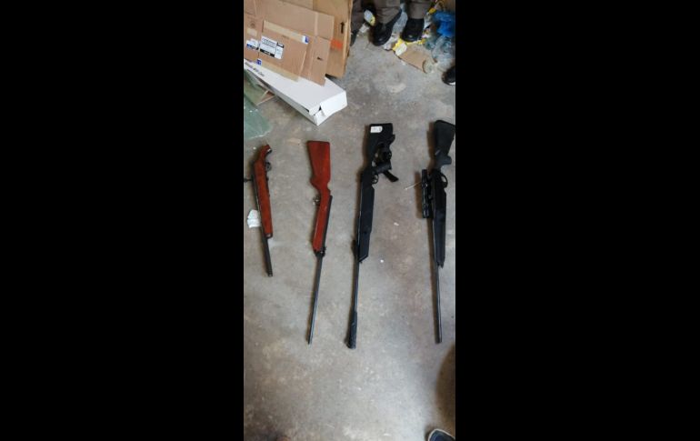 El aseguramiento quedó disposición del Ministerio Público Federal (MPF), quien inició una carpeta de investigación por los delitos de violación a la Ley Federal de Armas de Fuego y Explosivos y contra la salud, contra quien o quienes resulten responsables. ESPECIAL/