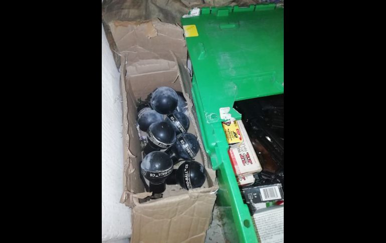 El aseguramiento quedó disposición del Ministerio Público Federal (MPF), quien inició una carpeta de investigación por los delitos de violación a la Ley Federal de Armas de Fuego y Explosivos y contra la salud, contra quien o quienes resulten responsables. ESPECIAL/