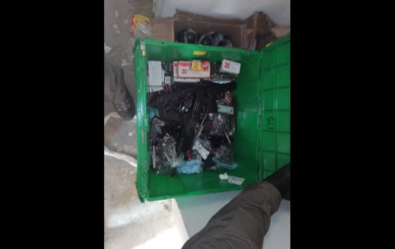 El aseguramiento quedó disposición del Ministerio Público Federal (MPF), quien inició una carpeta de investigación por los delitos de violación a la Ley Federal de Armas de Fuego y Explosivos y contra la salud, contra quien o quienes resulten responsables. ESPECIAL/