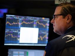 El NYSE Composite reportó una baja de 9.33 puntos al operar en 12 mil 982.93 unidades. AP / M. Lennihan