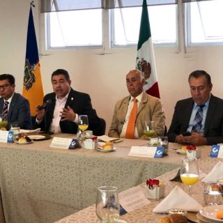 Promueven créditos de Nafin y Bancomext ante industriales