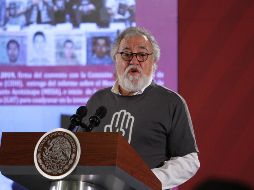 Al dar un reporte de los avances del caso, Encinas afirma que el ex titular de la entonces PGR ha mencionado que no todos los estudiantes fueron incinerados en el basurero de Cocula. NTX / G. Granados