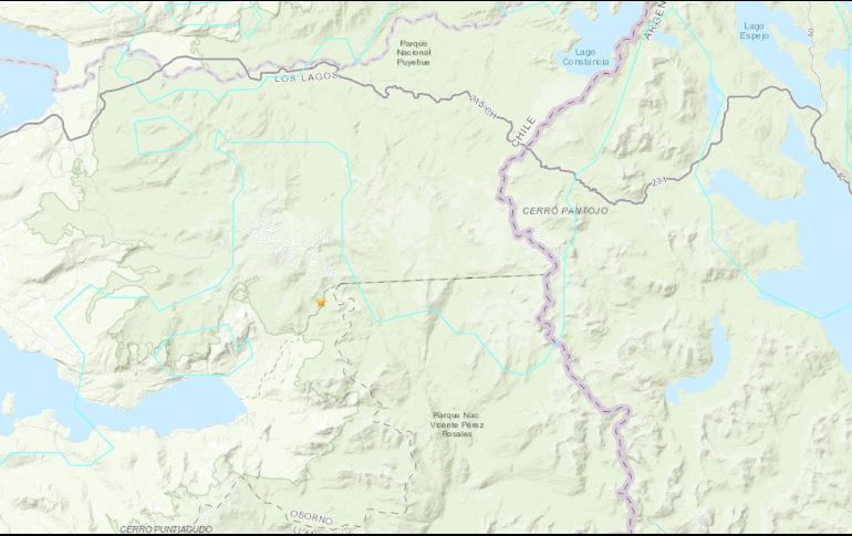 El temblor se registró a las 13:36 hora local y su epicentro se situó 22 kilómetros al sureste de Entre Lagos y a unos 974 al sur de Santiago. ESPECIAL/USGS