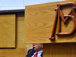 El peso mexicano se depreciaba el jueves a su nivel más débil en tres semanas mientras se conocían nuevas noticias relacionadas con la investigación por juicio político al presidente de Estados Unidos, Donald Trump. SUN/ ARCHIVO