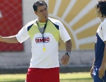 Francisco Ramírez debutó con triunfo como entrenador de Chivas ante América en el Clausura 2009. EL INFORMADOR / ARCHIVO