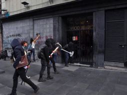 Hacen un llamado a los manifestantes a actuar de manera pacífica y evitar actos de violencia durante la marcha. SUN/A. Martínez