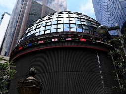 Los mercados accionarios presentan movimientos mixtos, recuperando ligeramente el terreno perdido durante la semana. AFP / ARCHIVO