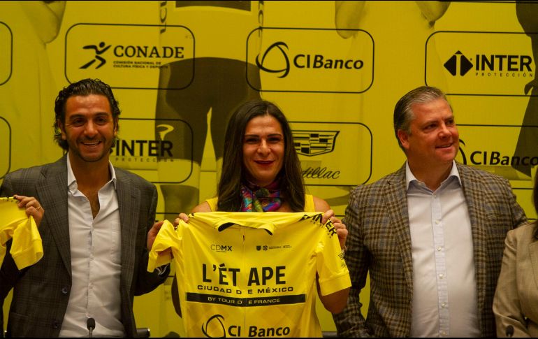 Ramón Neme, Ana Guevara y Norman Hagemeister anunciaron el evento. NOTIMEX/E. Álvarez