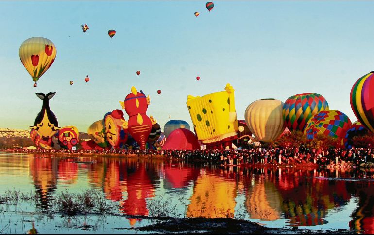 Maravilla. El cielo se pintará de colores en la ciudad guanajuatense. ESPECIAL / NTX