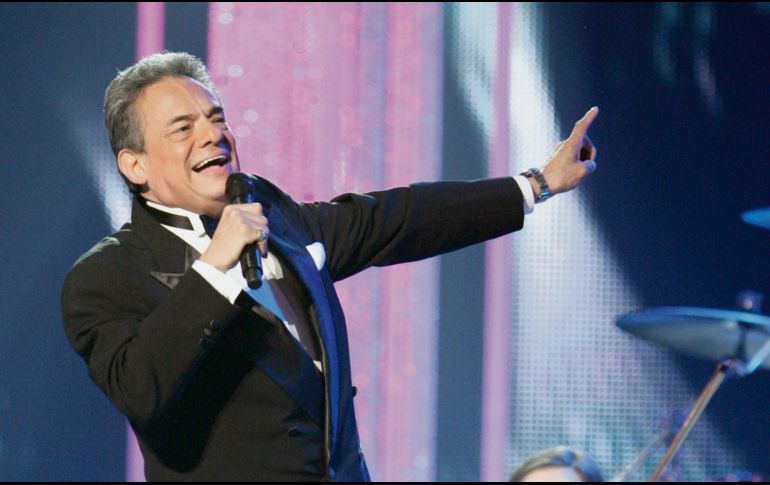Recuerdo del 2011. José José cantando en el escenario de los Latin Billboard Awards. AP