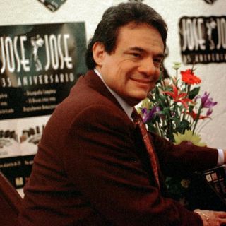 "El triste", tema que prefieren los seguidores de José José