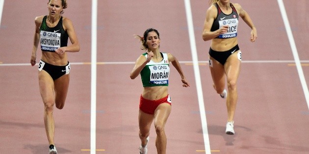 Paola Mor&aacute;n califica a semifinales de 400 metros en Doha