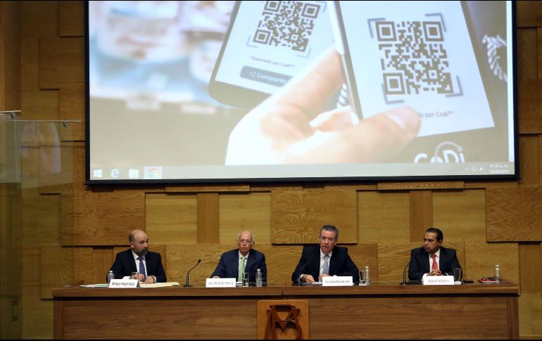 Este lunes el gobernador del Banco de México, Alejandro Díaz de León, dijo que se aumentaría el 