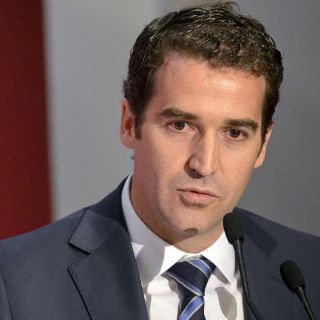 Suspenden de por vida a ex secretario de la Concacaf Enrique Sanz