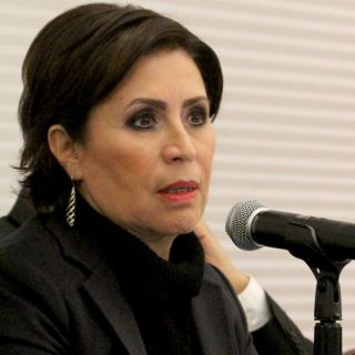 La Semovi confirma que Rosario Robles tiene dos licencias de manejo