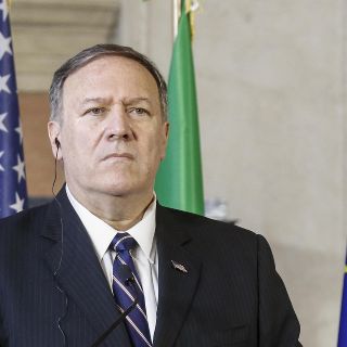 Pompeo confirma que participó en la llamada entre Trump y Zelenski