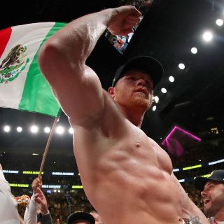 ''Canelo'' Álvarez se echa ''palomazo'' con Mon Laferte