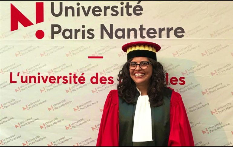 Es la primera mexicana, mujer, en ganar el reconocimiento de la Universidad de Paris Nanterre. El filósofo mexicano Leopoldo Zea también lo recibió en 1984. TWITTER / @AAncheita
