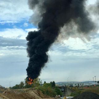 Avión de la II Guerra Mundial se estrella en EU; hay cinco muertos