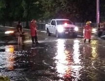 Se registraron inundaciones en diferentes puntos de la metrópoli. ESPECIAL / Bomberos de Zapopan