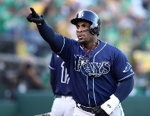 Yandy Díaz conectó dos de los cuatro cuadrangulares con los que Tampa Bay avanzó a la siguiente fase, donde enfrentará a los Astros de Houston. AFP / E. Shaw