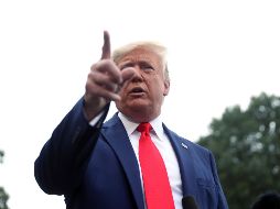 Trump habló a los periodistas en la Casa Blanca antes de partir hacia Florida para un acto de campaña. AP/A. Harnik