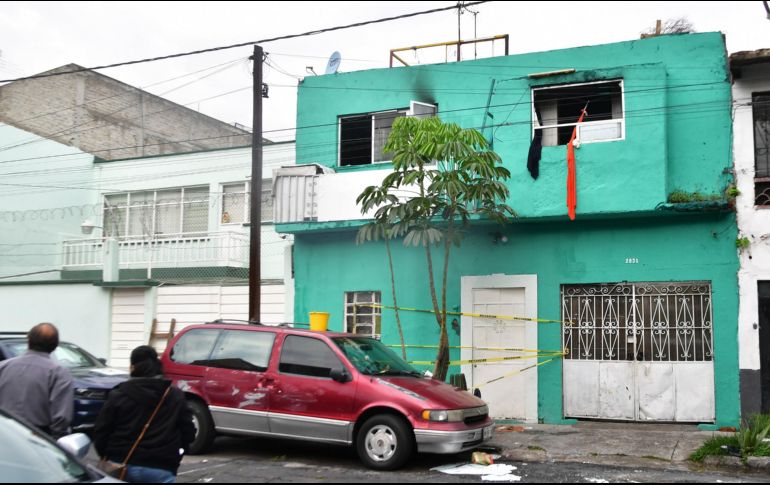 Testigos señalan al padre de los menores como el responsable de lesionar a sus hijos y provocar el incendio. SUN