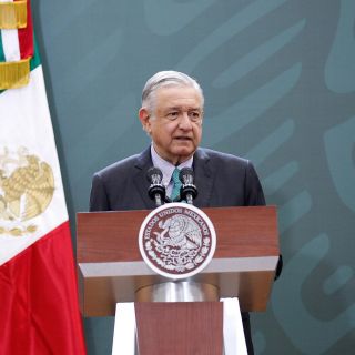 López Obrador arranca en Puebla programa "La Escuela es Nuestra"