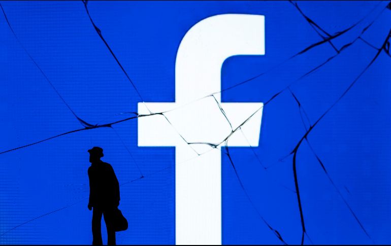 Facebook está en constante trabajo para detectar y detener las noticias falsas. AFP / ARCHIVO
